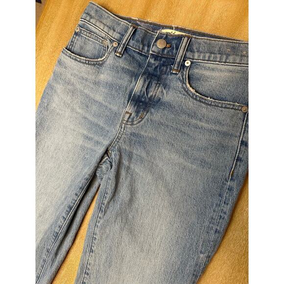 Madewell The '90s Straight Mid-Rise Jean - Picture 3 of 8